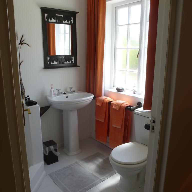 Church Hills Boutique Accommodation Riebeek-West ภายนอก รูปภาพ